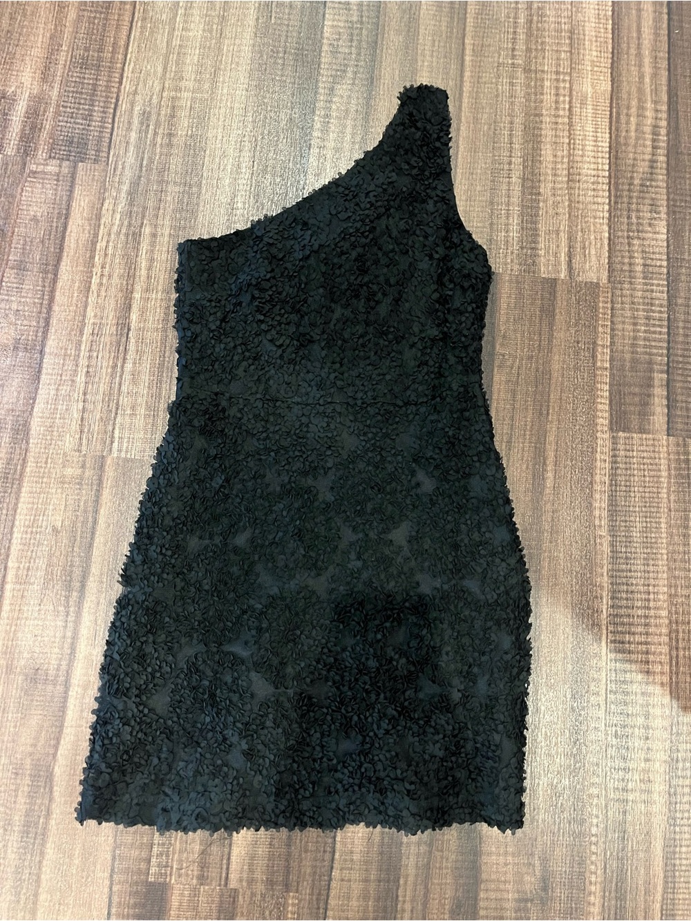 She + Sky One-Shoulder Black Floral-Appliqué Cocktail Dress